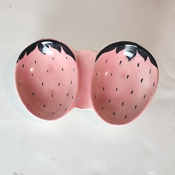 Vintage 1950s strawberry ceramic double spoon rest - Picture 1 of 5